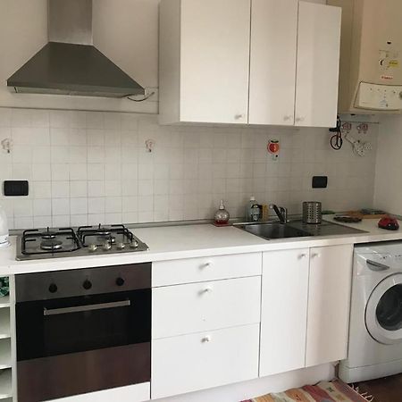 Apartamento Salto Del Gatto In Centro La Spezia Exterior foto