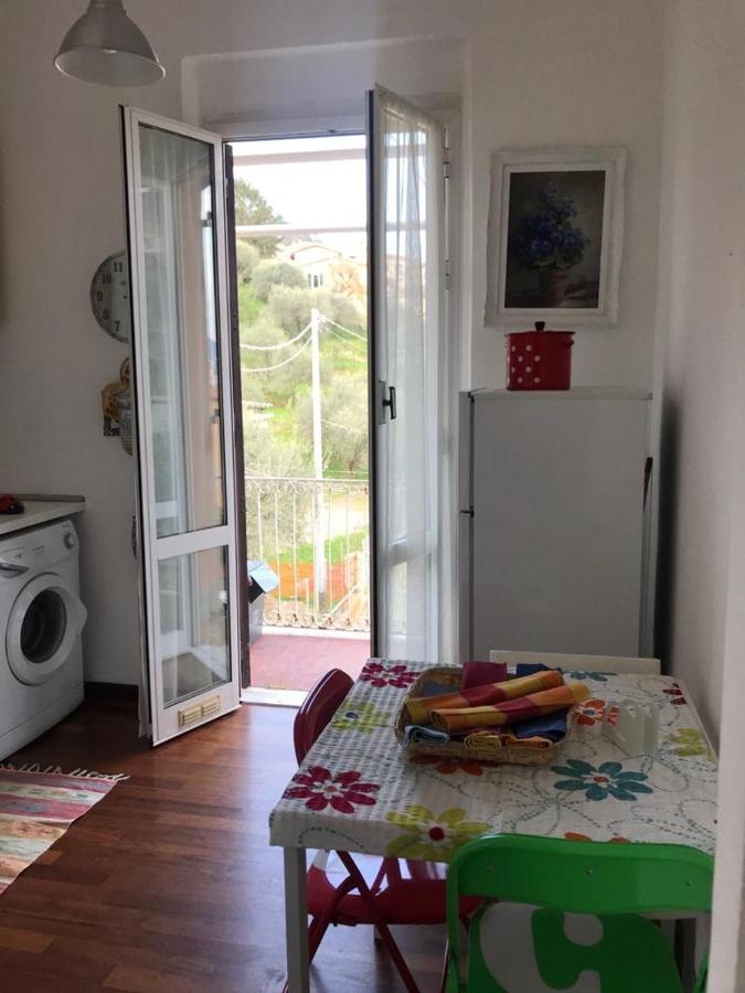Apartamento Salto Del Gatto In Centro La Spezia Exterior foto